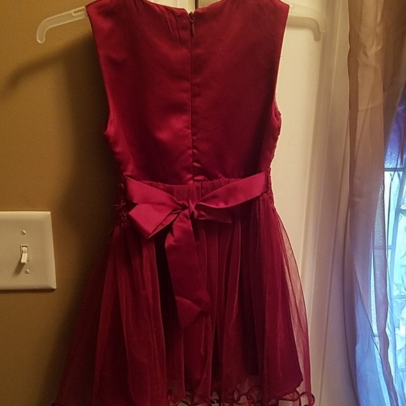 Girls dress - Picture 4 of 5